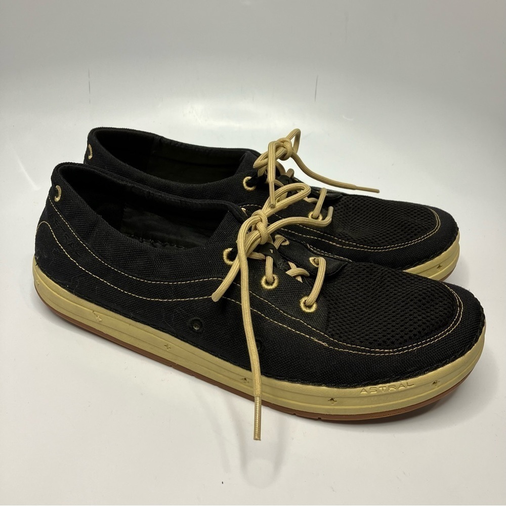 Astral porter water Shoes size‎ 10.5